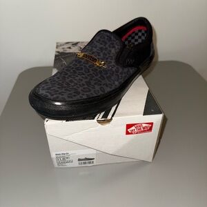 Vans Men's Black Slip-On Shoes